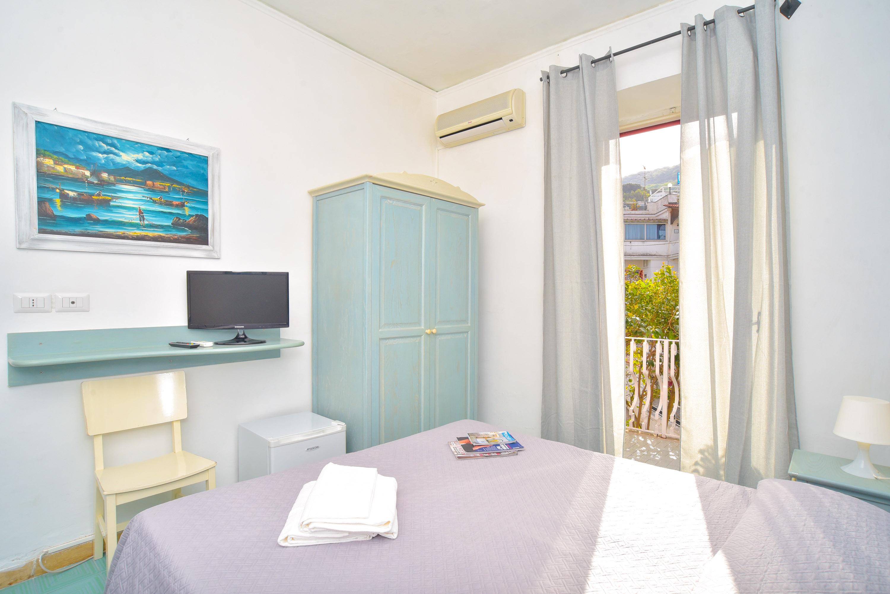 Charme Hotel La Villa Tina Ischia Exterior foto