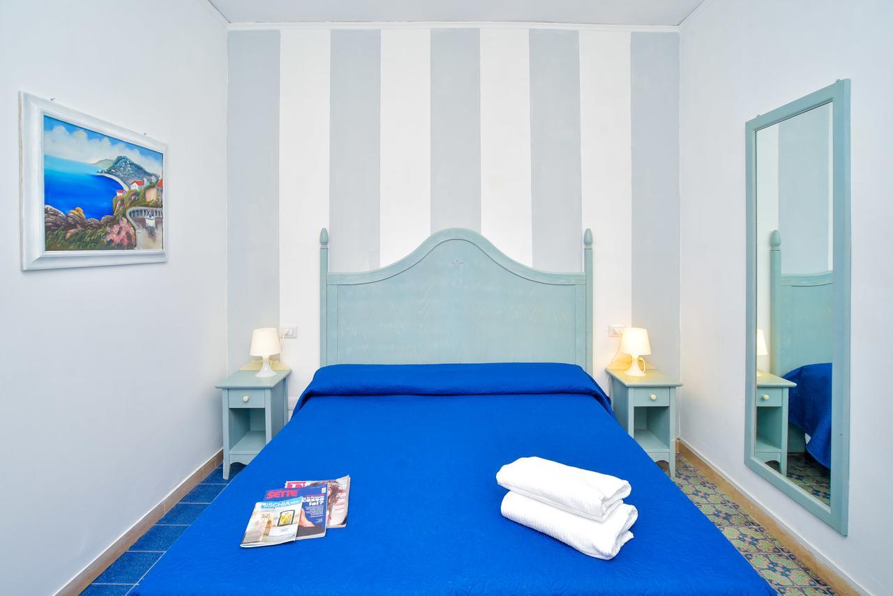 Charme Hotel La Villa Tina Ischia Exterior foto