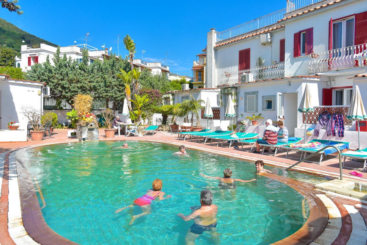Charme Hotel La Villa Tina Ischia Exterior foto