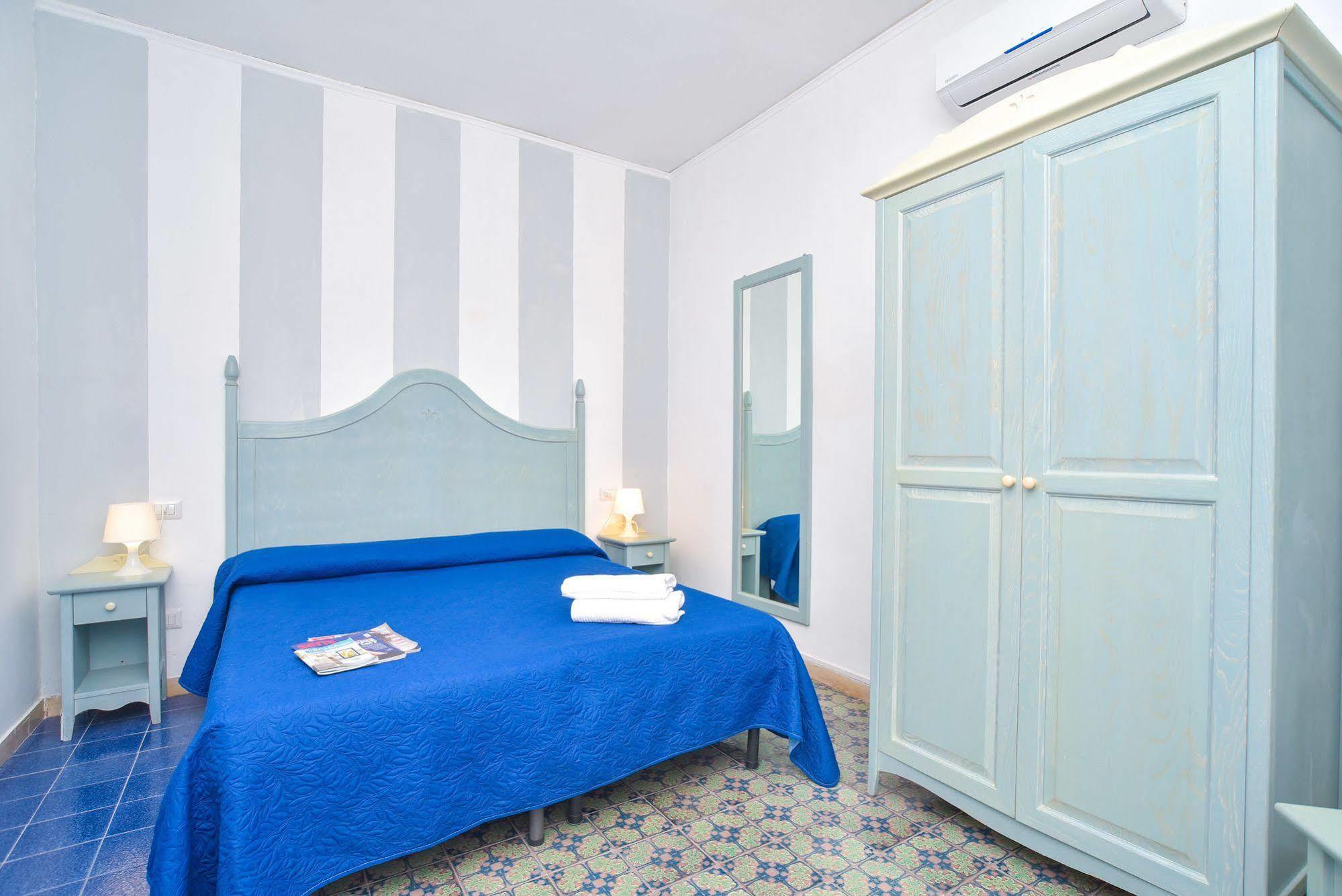 Charme Hotel La Villa Tina Ischia Exterior foto
