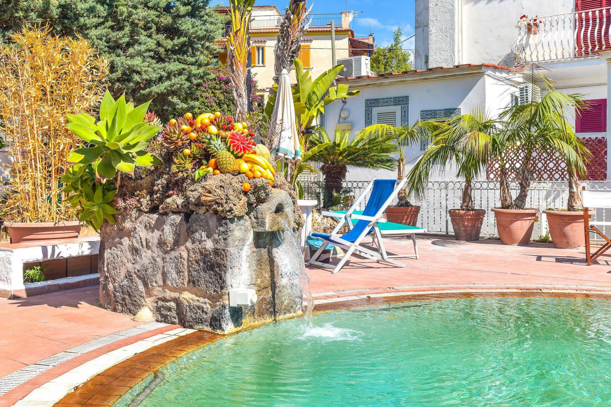 Charme Hotel La Villa Tina Ischia Exterior foto